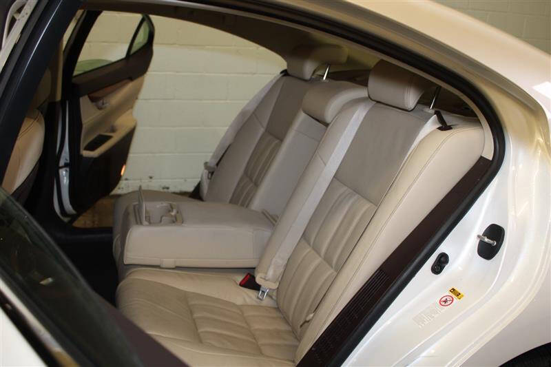2016 Lexus ES 300h