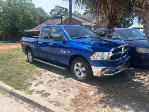 2016 RAM 1500 SLT