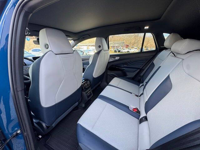 2025 Volkswagen ID.4 Pro S Plus