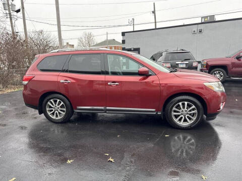 2014 Nissan Pathfinder S