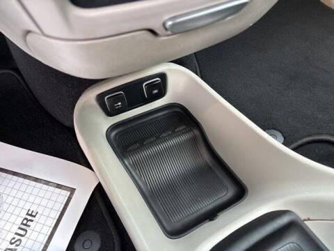 2020 Chrysler Voyager LXi