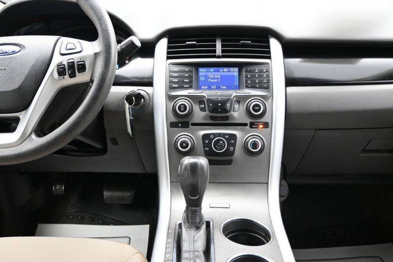 2013 Ford Edge SE