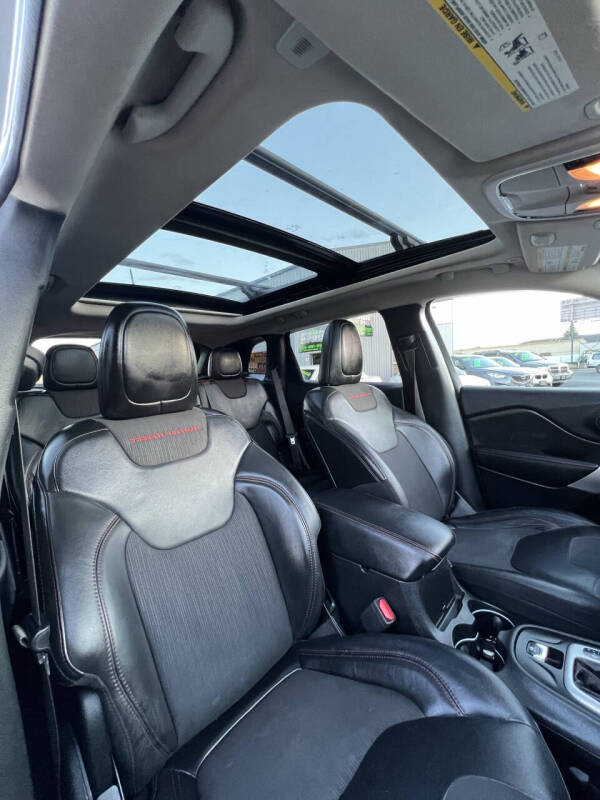 2018 Jeep Cherokee Trailhawk L Plus