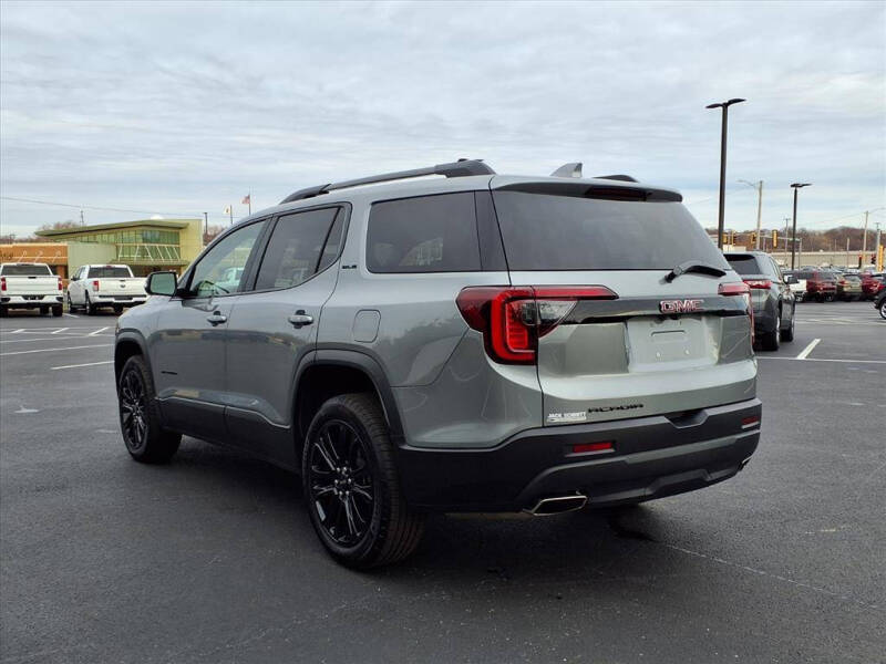 2023 GMC Acadia SLE