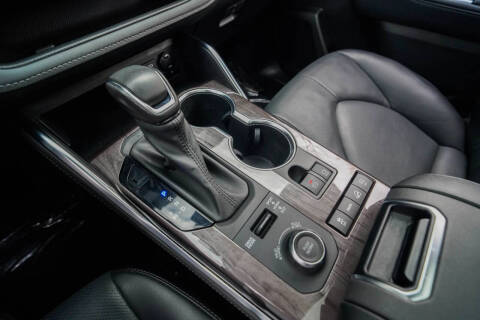 2022 Toyota Highlander Limited