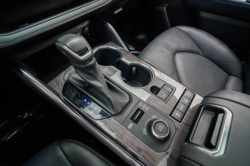 2022 Toyota Highlander Limited