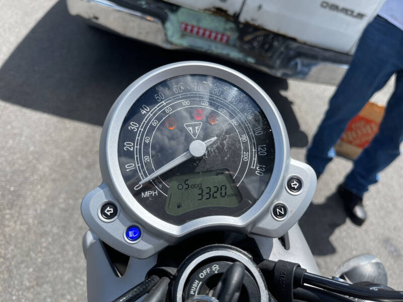 2016 Triumph Mcy