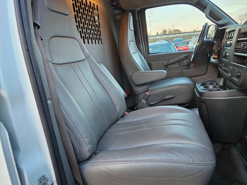 2019 Chevrolet Express 3500