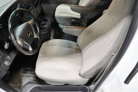 2016 Chevrolet Express LT 3500