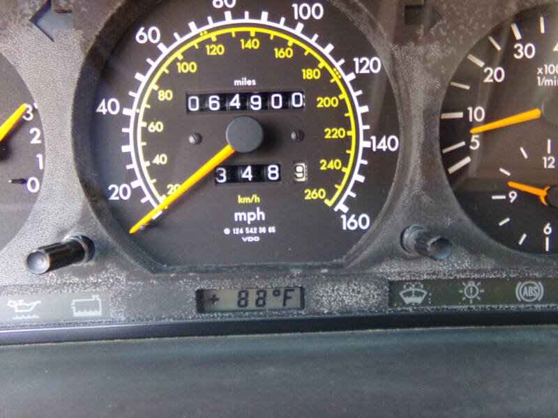 1994 Mercedes-Benz E-Class E 320