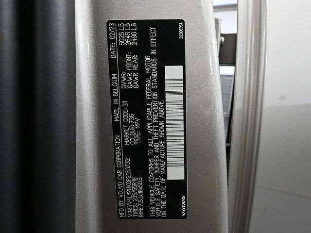 2023 Volvo XC40 B5 Core