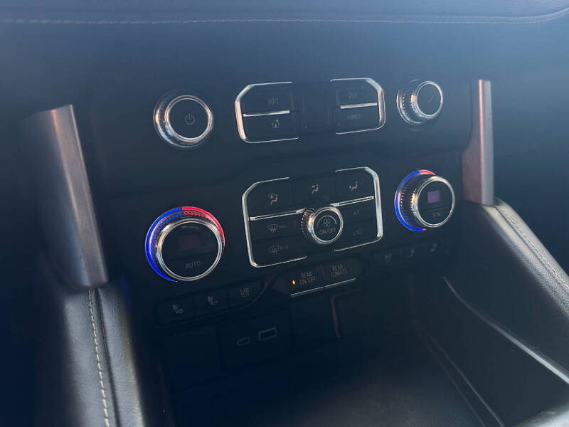 2021 GMC Yukon XL SLT