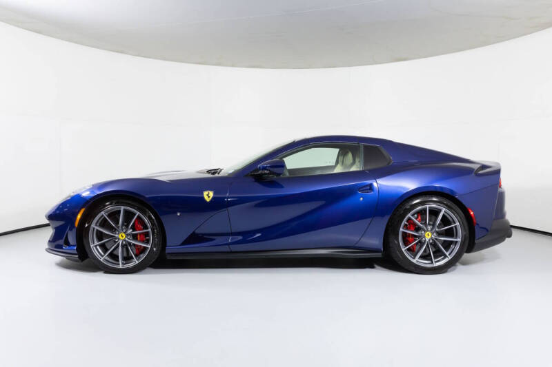 2021 Ferrari 812 GTS
