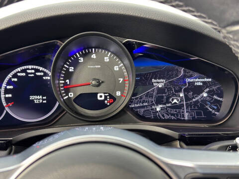 2023 Porsche Cayenne Platinum Edition