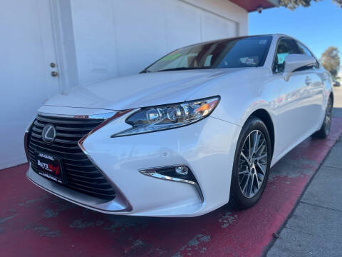 2017 Lexus ES 350 for sale at Auto Max of Ventura in Ventura CA