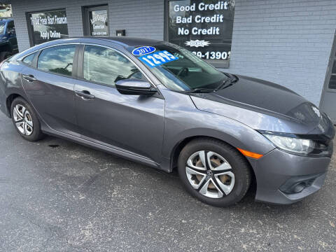 2017 Honda Civic for sale at Auto Credit Connection LLC in Uniontown PA