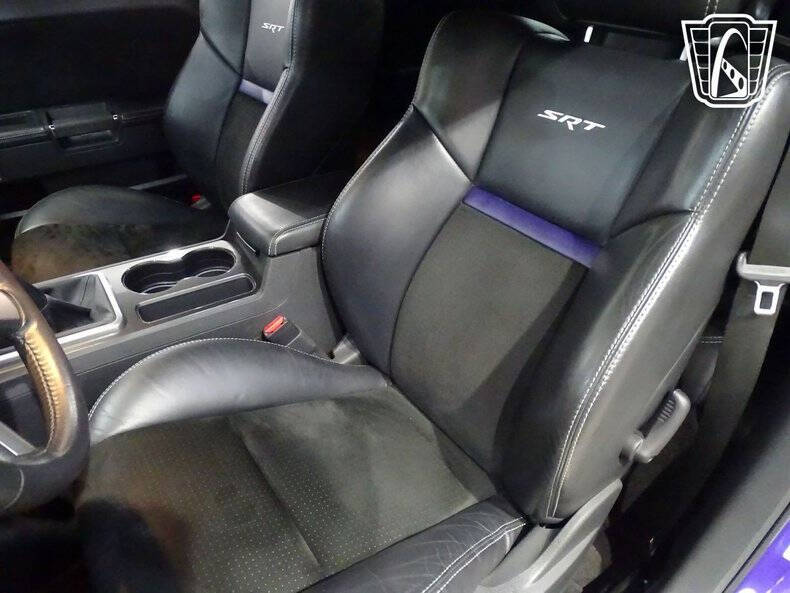 2010 Dodge Challenger SRT8