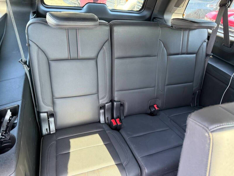 2022 Chevrolet Suburban RST