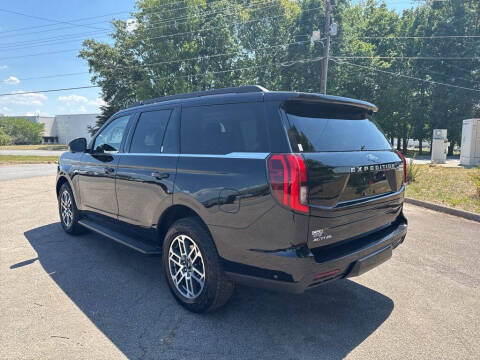 2025 Ford Expedition Active