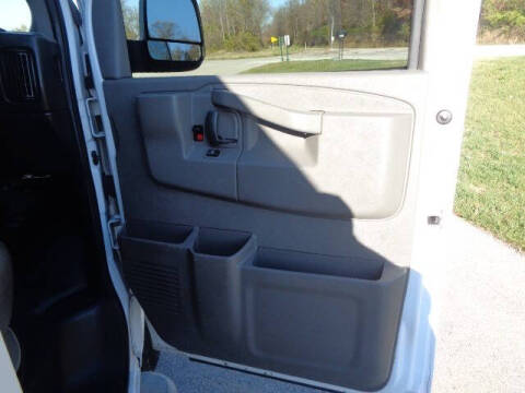 2021 GMC Savana 2500