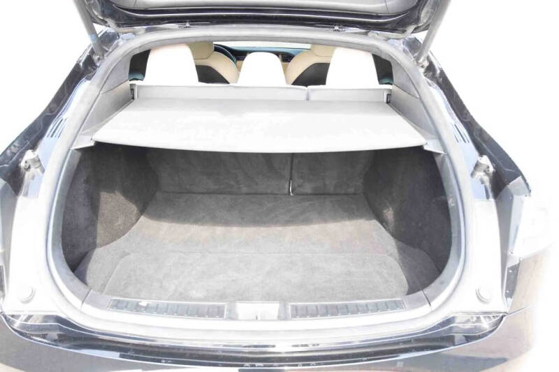 2020 Tesla Model S