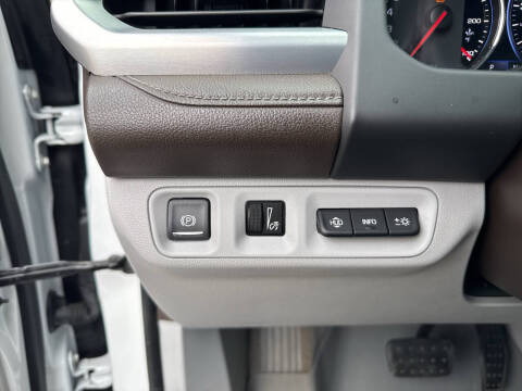 2020 GMC Acadia SLT