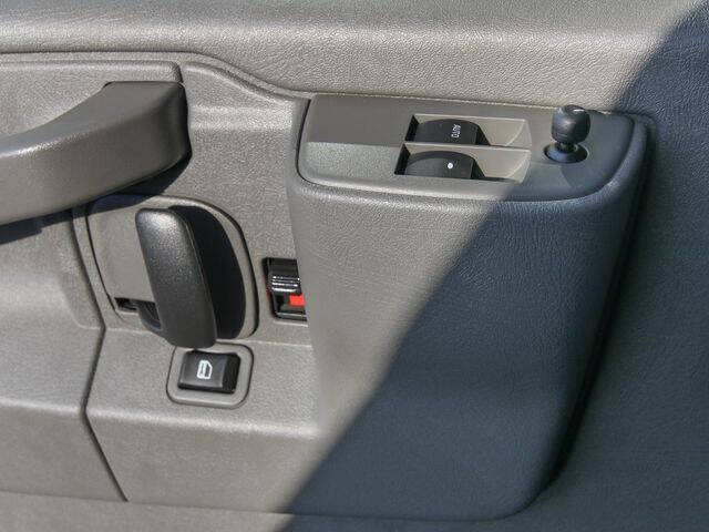 2026 GMC Savana 2500