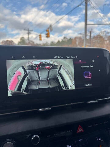 2024 Kia Carnival EX