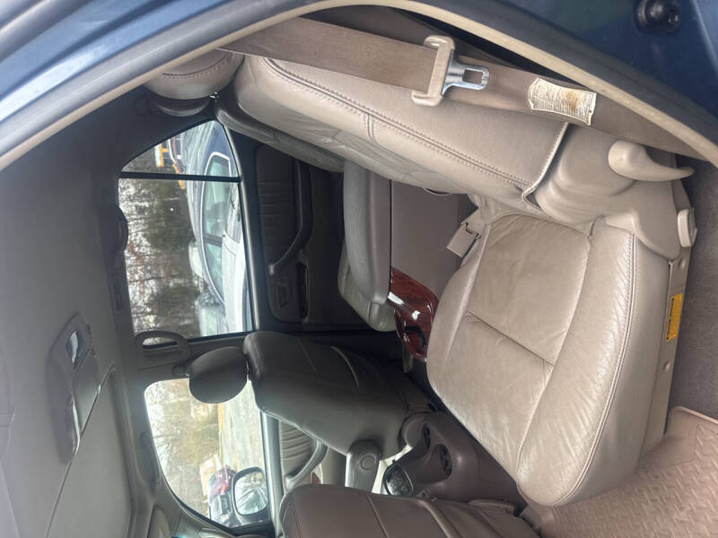 2005 Toyota Sequoia Limited