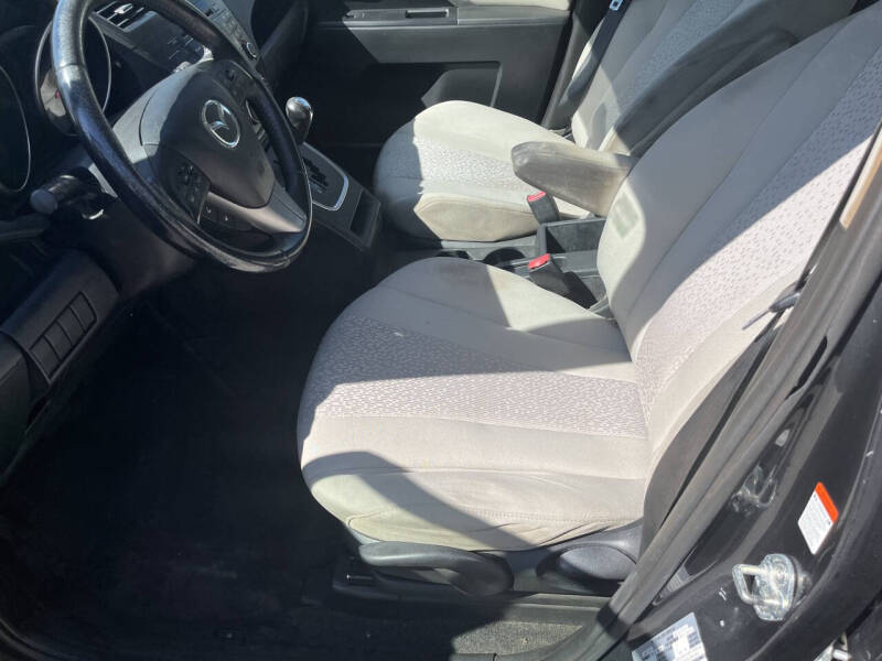 2012 Mazda MAZDA5 Touring