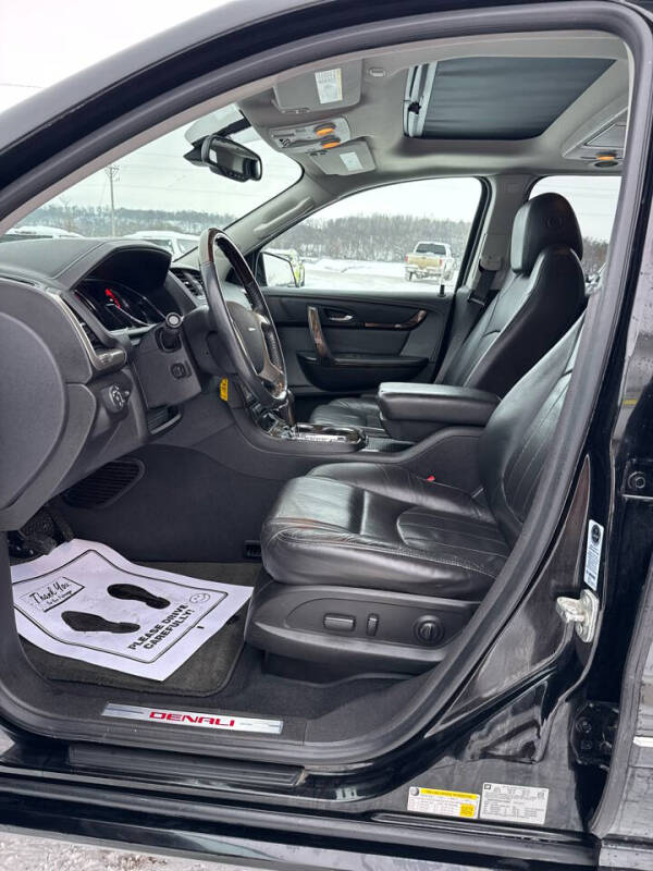 2016 GMC Acadia Denali