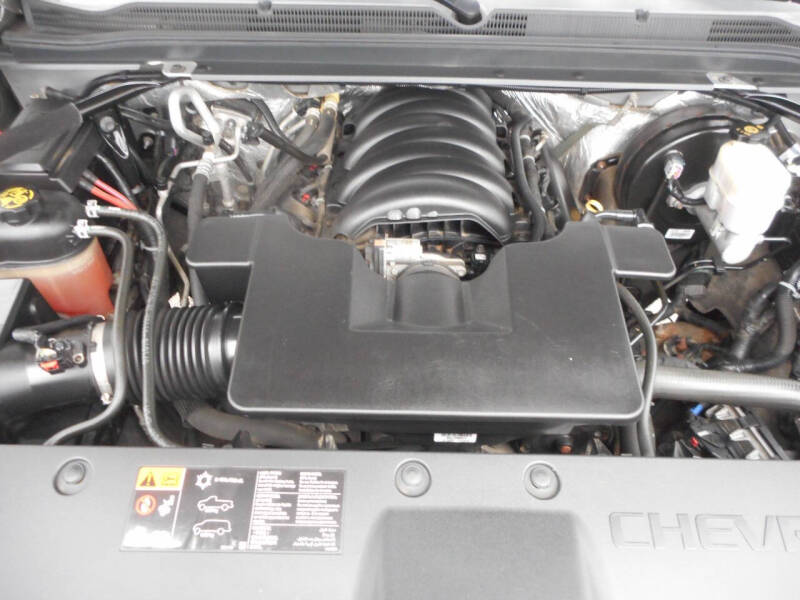 2016 Chevrolet Suburban LS