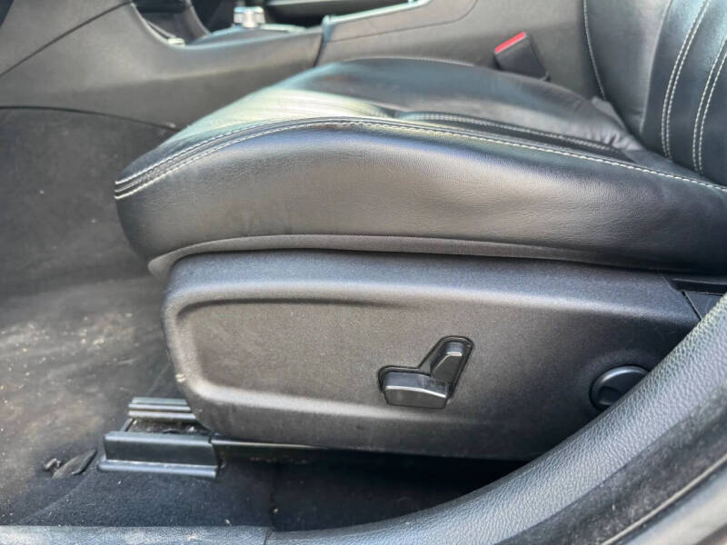 2023 Chrysler 300 S V6