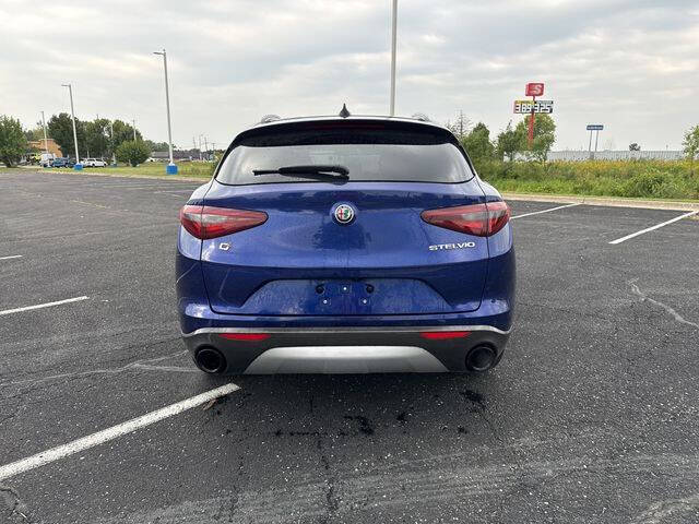 2022 Alfa Romeo Stelvio Ti