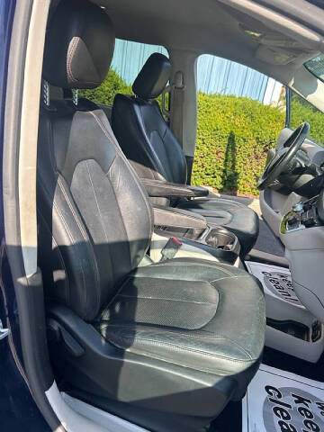 2019 Chrysler Pacifica Touring L