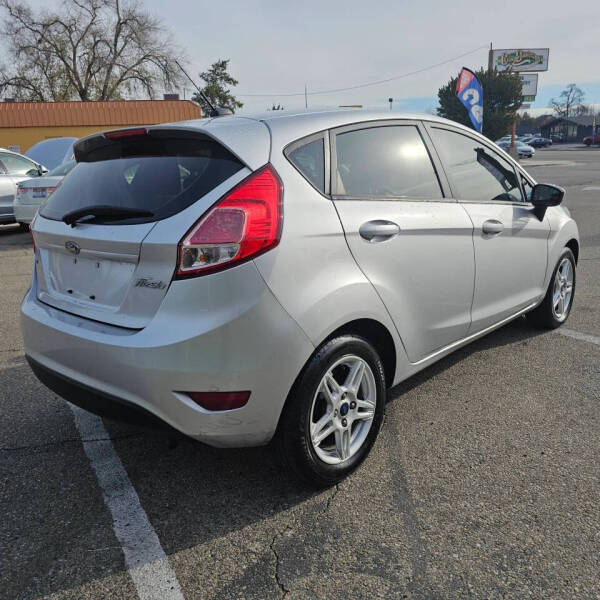 2017 Ford Fiesta SE