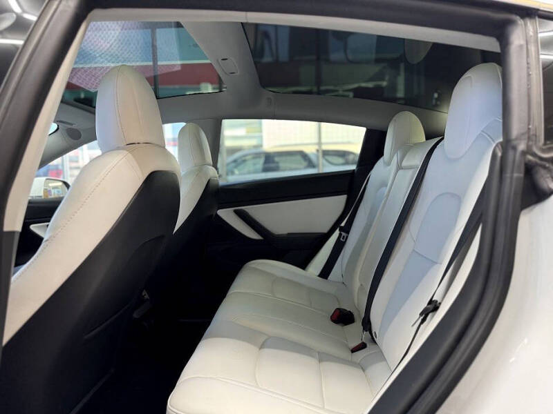 2020 Tesla Model 3 Performance