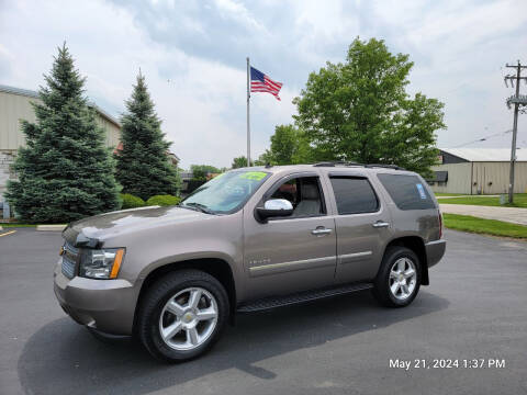 2014 Chevrolet Tahoe for sale at Ideal Auto Sales, Inc. in Waukesha WI