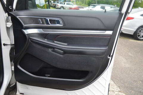 2018 Ford Explorer Sport