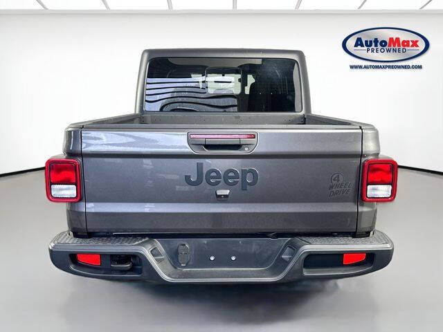 2022 Jeep Gladiator Willys