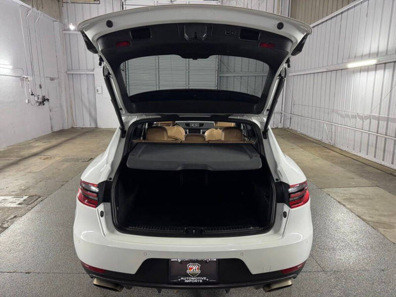 2018 Porsche Macan