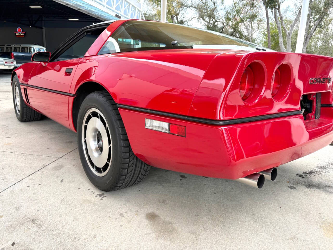 1985 Chevrolet Corvette 16