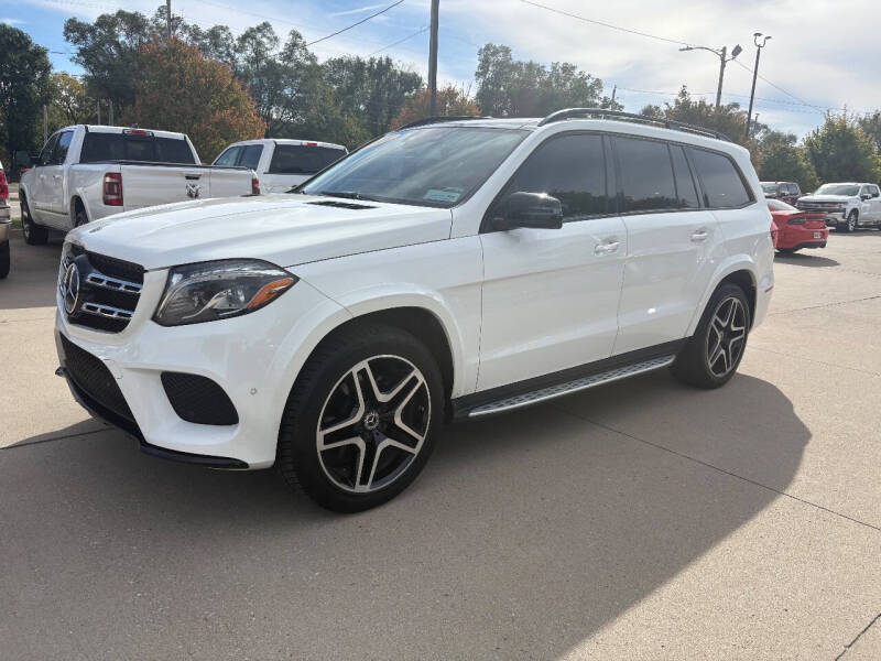 2018 Mercedes-Benz GLS-Class GLS550's photo