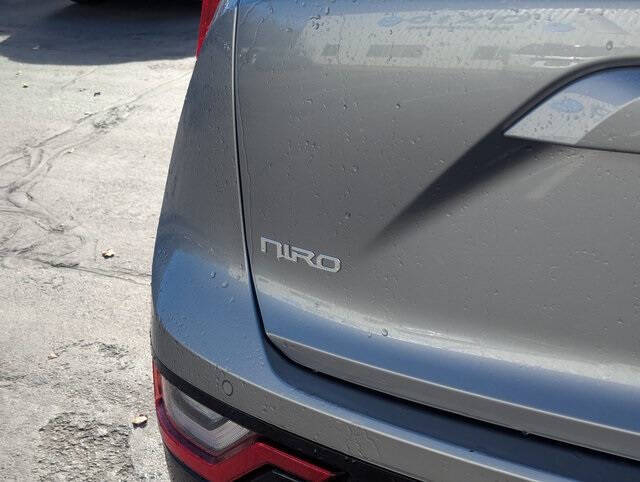 2023 Kia Niro SX Touring