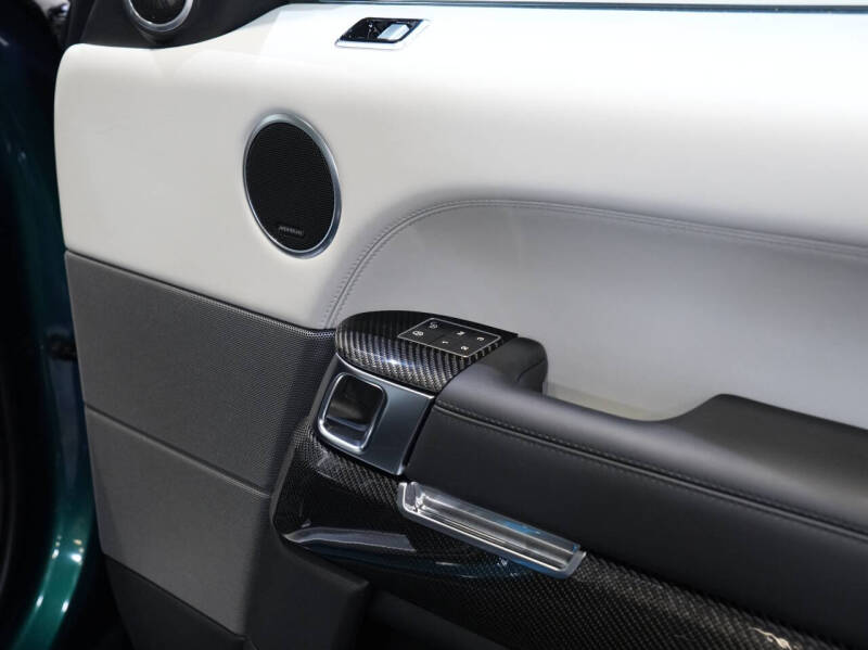 2020 Land Rover Range Rover Sport SVR