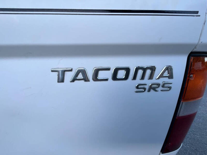 2000 Toyota Tacoma SR5