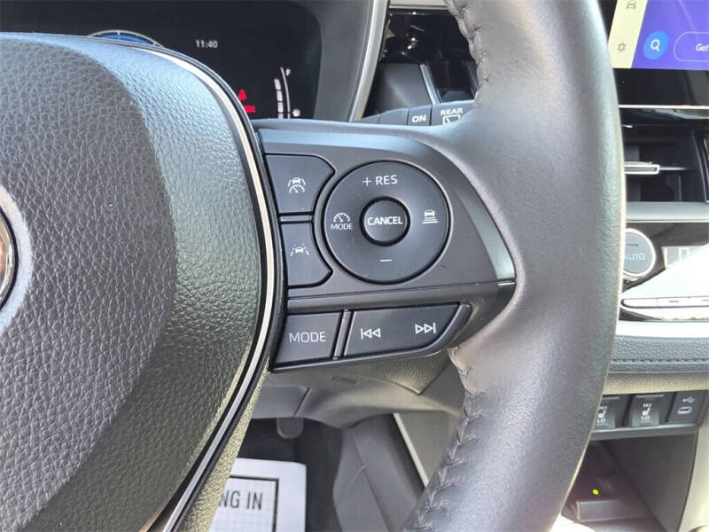 2024 Toyota Corolla Cross XLE