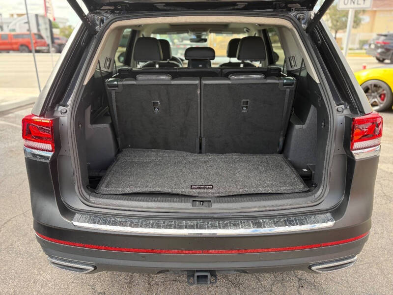 2024 Volkswagen Atlas SE