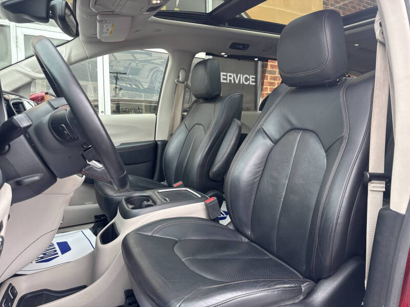 2018 Chrysler Pacifica Touring L Plus