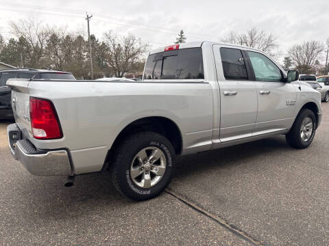 2017 RAM 1500 SLT